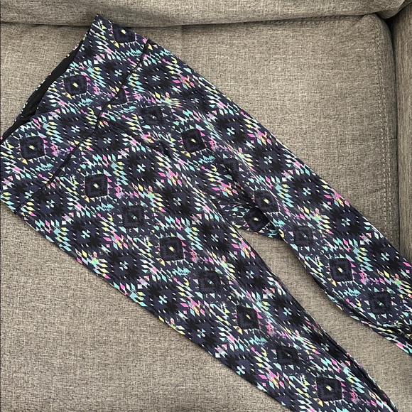 VS Sport Legging - Picture 2 of 4